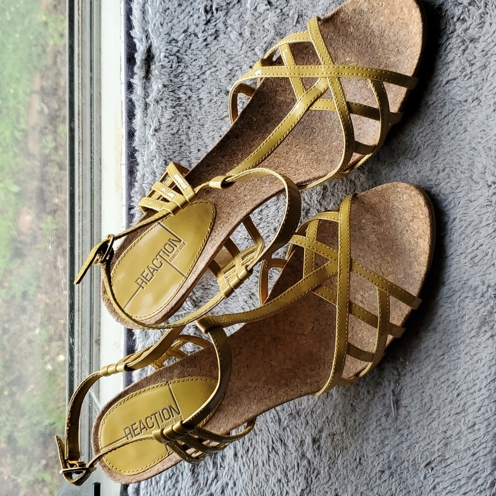 Dress sandals
